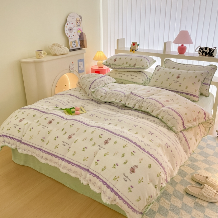 91家纺网 家纺一手货源 找家纺 安哆啦家纺 2024新款牛奶绒三角针四件套 蕾丝兔