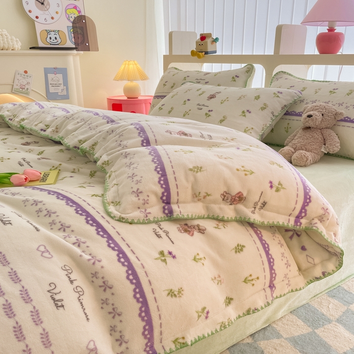 91家纺网 家纺一手货源 找家纺 安哆啦家纺 2024新款牛奶绒三角针四件套 蕾丝兔