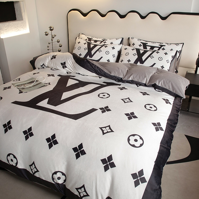 91家纺网 家纺一手货源 找家纺 色鬼 2023新款网红款潮牌婴儿绒宝宝绒印花牛奶绒四件套 经典威