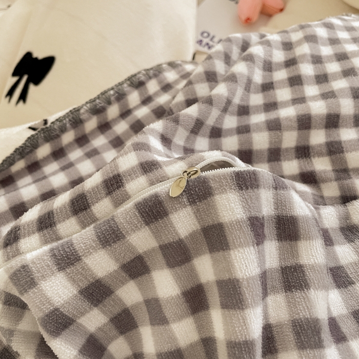 91家纺网 家纺一手货源 找家纺 安哆啦家纺 2024新款牛奶绒三角针四件套 小蝴蝶结