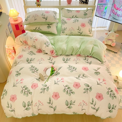 91家纺网 家纺一手货源 找家纺 （总）安哆啦家纺 2024新款牛奶绒三角针四件套