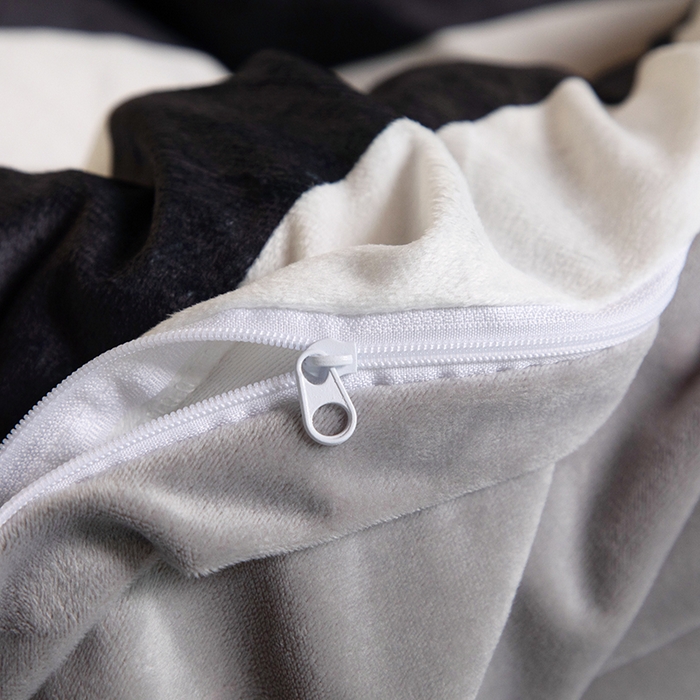 91家纺网 家纺一手货源 找家纺 色鬼 2023新款网红款潮牌婴儿绒宝宝绒印花牛奶绒四件套 可可白