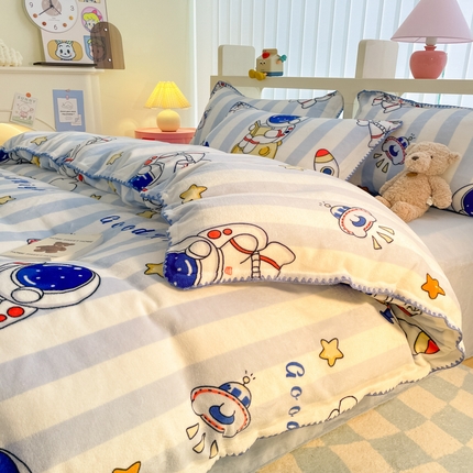 安哆啦家纺 2024新款牛奶绒三角针四件套 太空人
