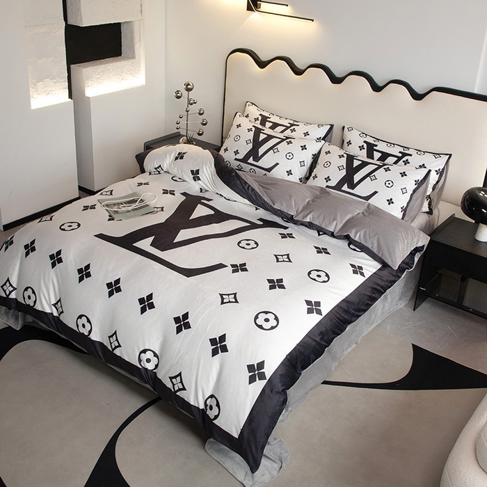 91家纺网 家纺一手货源 找家纺 色鬼 2023新款网红款潮牌婴儿绒宝宝绒印花牛奶绒四件套 经典威