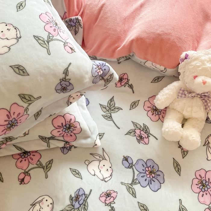 91家纺网 家纺一手货源 找家纺 慕澄家纺 2023新款小清新牛奶绒印花四件套 花韵