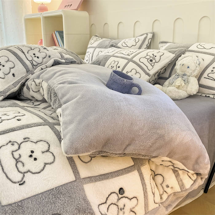 91家纺网 家纺一手货源 找家纺 苏拉家居 2023新款5D雕花雪花绒四件套 兔世界