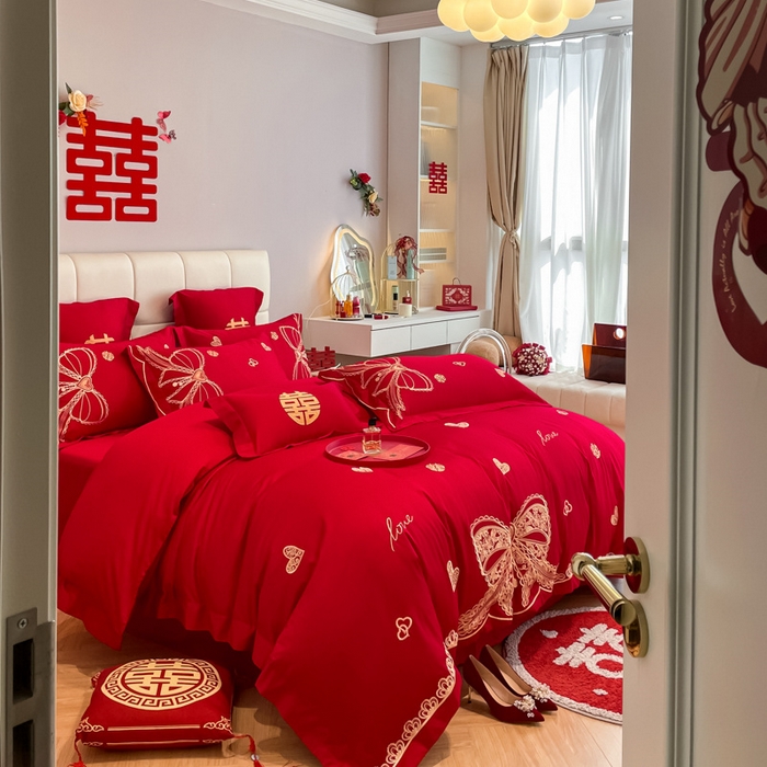 91家纺网 家纺一手货源 找家纺 欧乐蒂 2025新款亲肤棉刺绣婚庆四件套 一见倾心