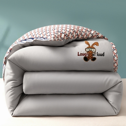 91家纺网 家纺一手货源 找家纺 （总）伊人居 2023新款古驰兔刺绣大豆被春秋被冬被【直播，电商爆款】【来量定做】