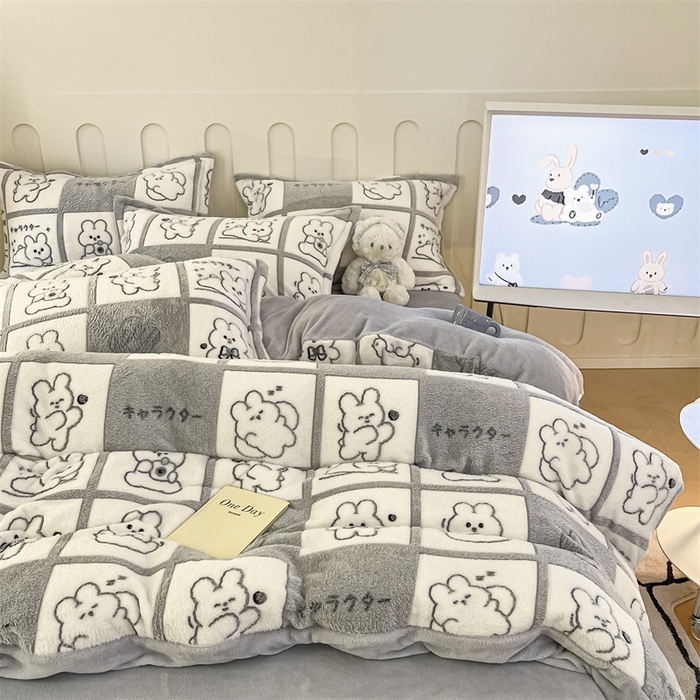 91家纺网 家纺一手货源 找家纺 苏拉家居 2023新款5D雕花雪花绒四件套 兔世界