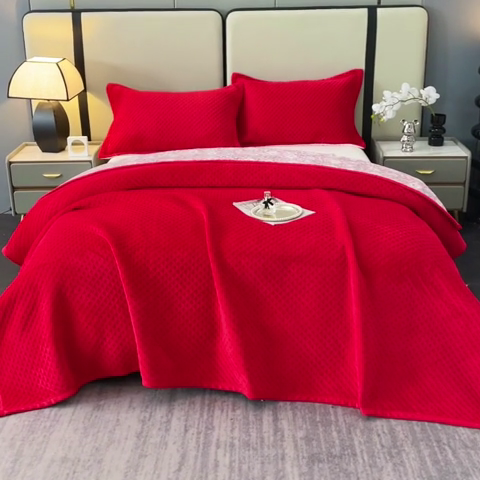 91家纺网 家纺一手货源 找家纺 （总）2024新款高克重华夫格牛奶绒床盖三件套保暖加厚盖毯子毛毯午睡毯