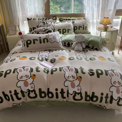 91家纺网 家纺一手货源 找家纺 （总）慕澄家纺 2023新款小清新牛奶绒印花四件套