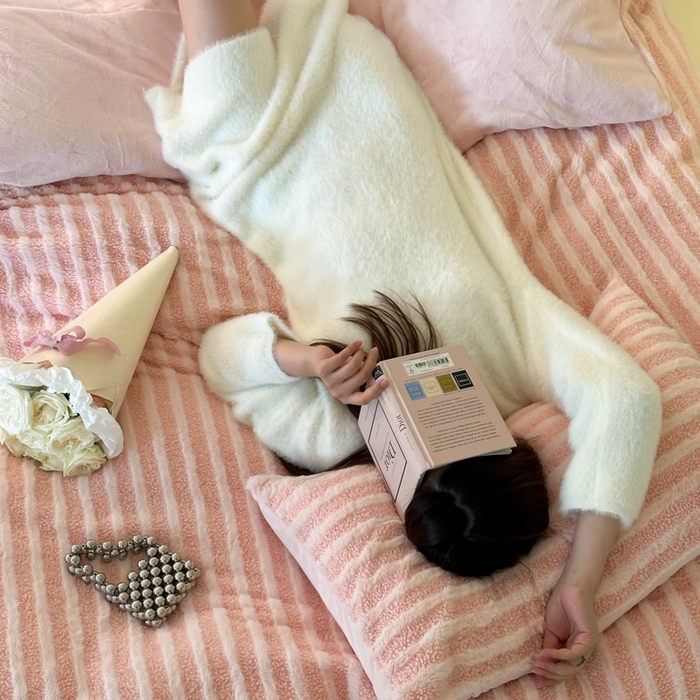 91家纺网 家纺一手货源 找家纺 （总）玛奇朵 2023新款秋冬新品色织泰兔绒系列四件套