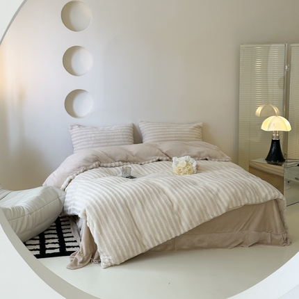 玛奇朵 2023新款秋冬新品色织泰兔绒系列四件套 泰兔绒-条纹米白