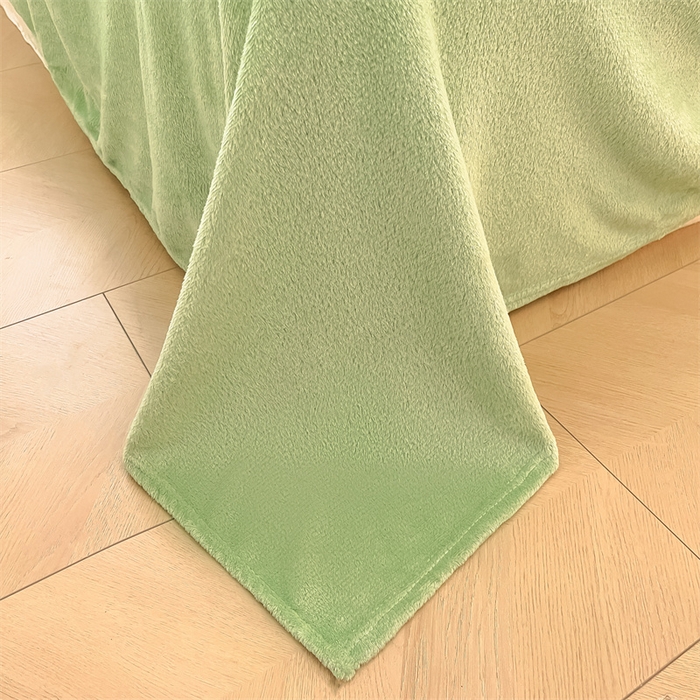 91家纺网 家纺一手货源 找家纺 苏拉家居 2023新款5D雕花雪花绒四件套 采花小兔