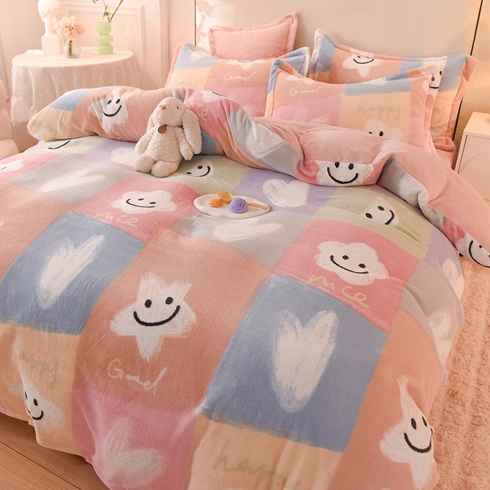 91家纺网 家纺一手货源 找家纺 2025新款冰岛臻棉绒印花系列牛奶绒小号三件套 彩色笑脸