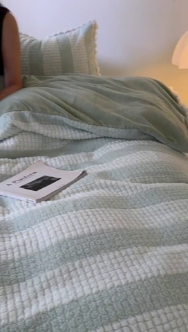 91家纺网 家纺一手货源 找家纺 玛奇朵 2023新款秋冬新品泰兔绒提花-朵以系列四件套 朵以-绿