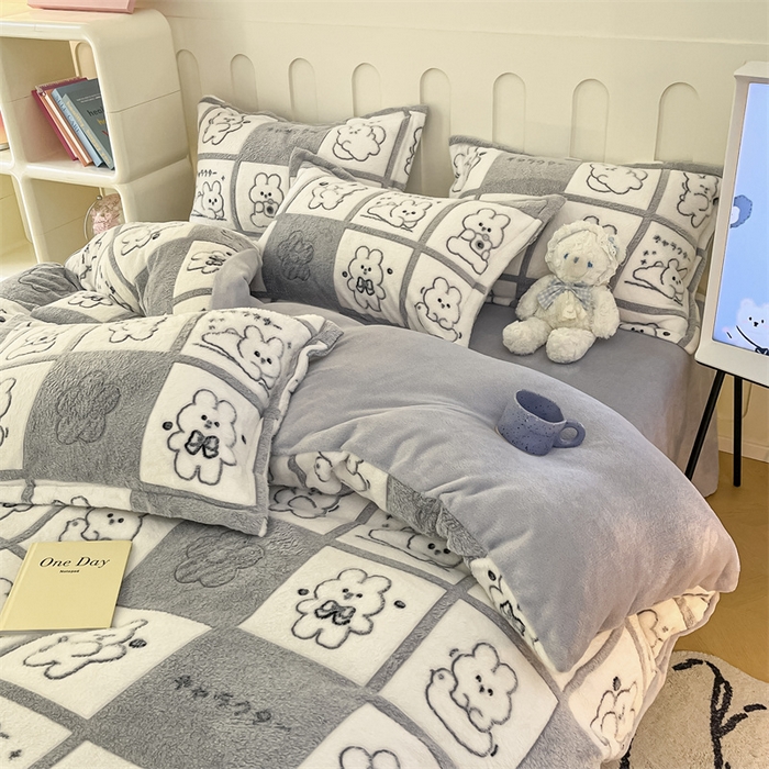 91家纺网 家纺一手货源 找家纺 苏拉家居 2023新款5D雕花雪花绒四件套 兔世界