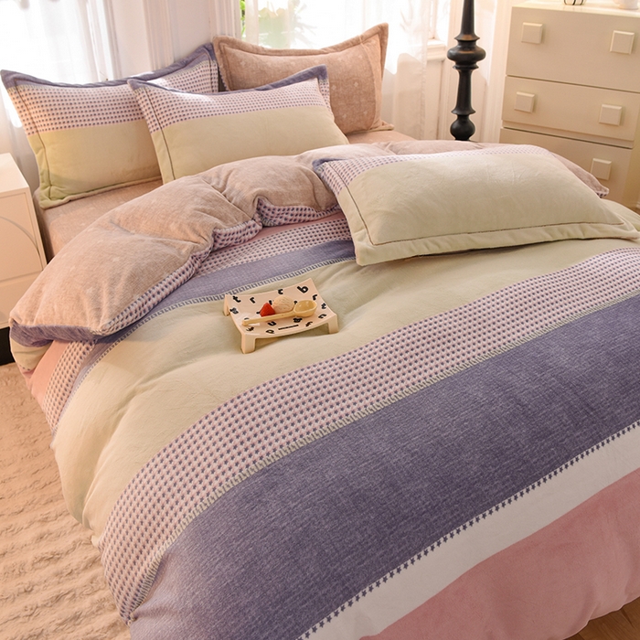 91家纺网 家纺一手货源 找家纺 2025新款冰岛臻棉绒印花系列牛奶绒小号三件套 新颜-蓝