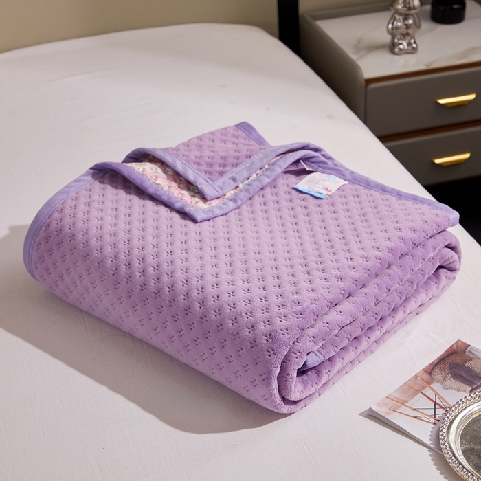 91家纺网 家纺一手货源 找家纺 晶缦家纺 2023新款华夫格牛奶绒床盖三件套 华夫格-浅紫
