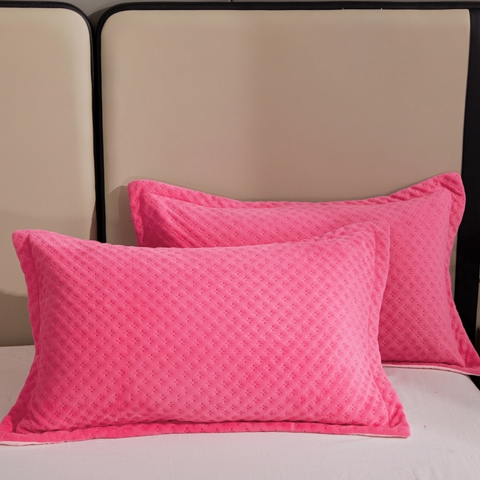 91家纺网 家纺一手货源 找家纺 晶缦家纺 2023新款华夫格牛奶绒床盖三件套 华夫格-玫红