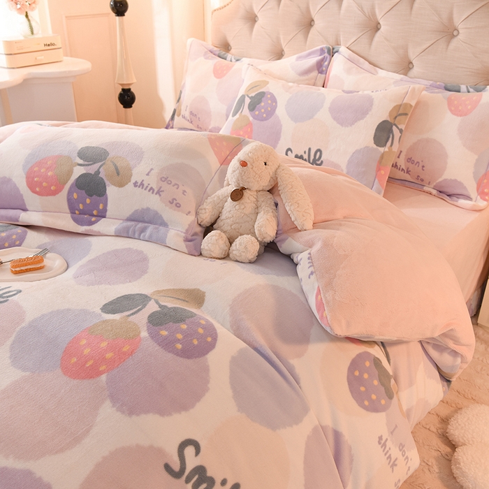 91家纺网 家纺一手货源 找家纺 2025新款冰岛臻棉绒印花系列牛奶绒小号三件套 缤纷乐园