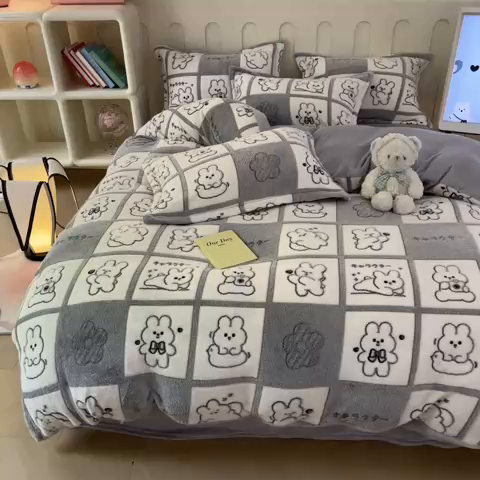 91家纺网 家纺一手货源 找家纺 苏拉家居 2023新款5D雕花雪花绒四件套 兔世界