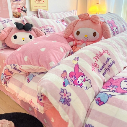 91家纺网 家纺一手货源 找家纺 （总）暮思 2023新款三丽鸥正版授权高克重加厚保暖牛奶绒四件套