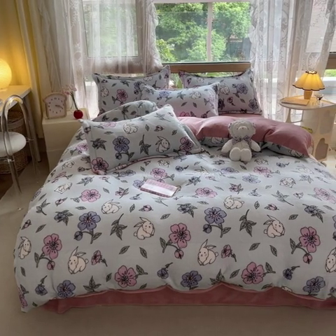 91家纺网 家纺一手货源 找家纺 慕澄家纺 2023新款小清新牛奶绒印花四件套 花韵