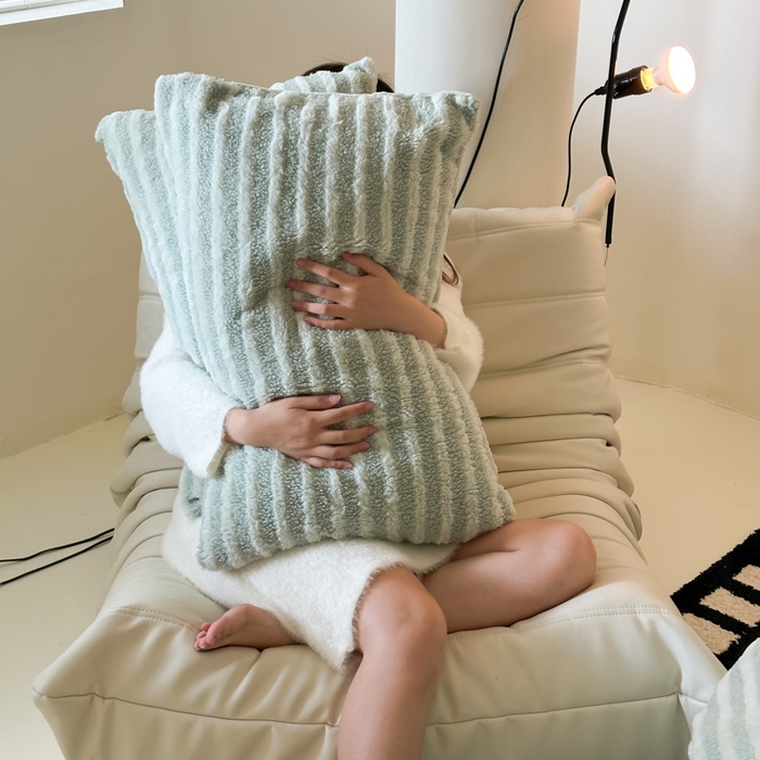 91家纺网 家纺一手货源 找家纺 玛奇朵 2023新款秋冬新品色织泰兔绒系列四件套 泰兔绒-条纹绿