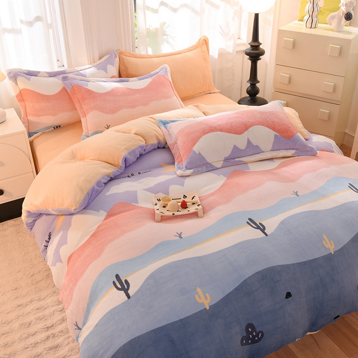 91家纺网 家纺一手货源 找家纺 2025新款冰岛臻棉绒印花系列牛奶绒小号三件套 蜜儿