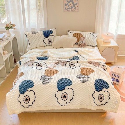 91家纺网 家纺一手货源 找家纺 （总）网客 2024新款豆豆绒印花被套毯