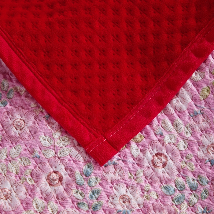 91家纺网 家纺一手货源 找家纺 晶缦家纺 2023新款华夫格牛奶绒床盖三件套 华夫格-大红