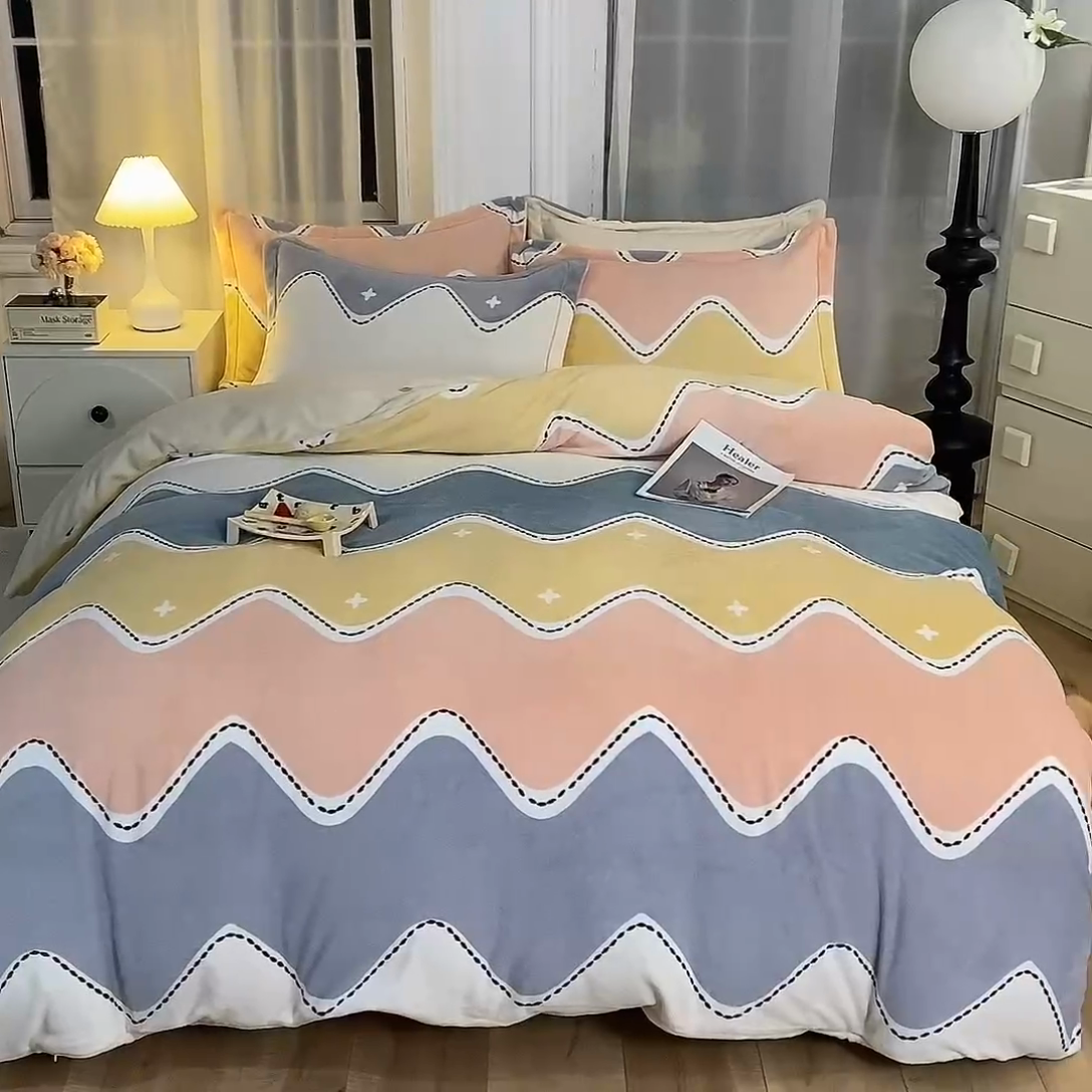 91家纺网 家纺一手货源 找家纺 简如 2025新款冰岛臻绵绒印花系列单被套牛奶绒单被套 梦幻海波-蓝灰