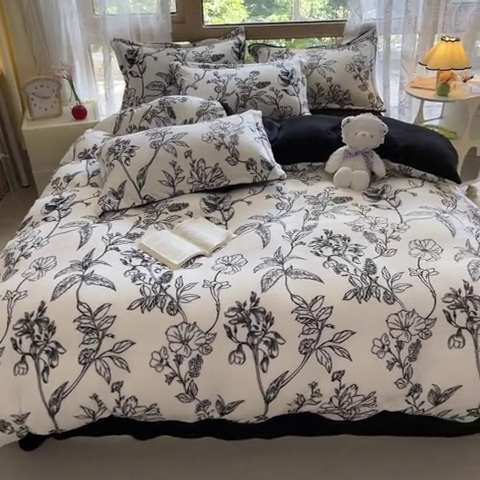 91家纺网 家纺一手货源 找家纺 慕澄家纺 2023新款小清新牛奶绒印花四件套 黑白配