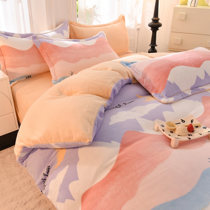 91家纺网 家纺一手货源 找家纺 2025新款冰岛臻棉绒印花系列牛奶绒小号三件套 蜜儿