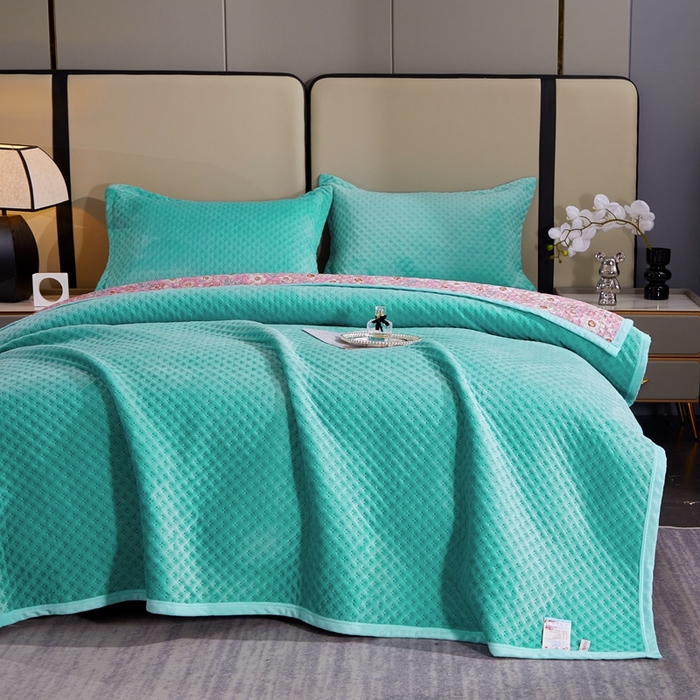 91家纺网 家纺一手货源 找家纺 晶缦家纺 2023新款华夫格牛奶绒床盖三件套 华夫格-翠绿