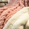 91家纺网 家纺一手货源 找家纺 （总）欣宜家纺 2023新款高克重纯色乌龟绒羊羔绒牛奶绒双层加厚毛毯盖毯午睡毯空调毯