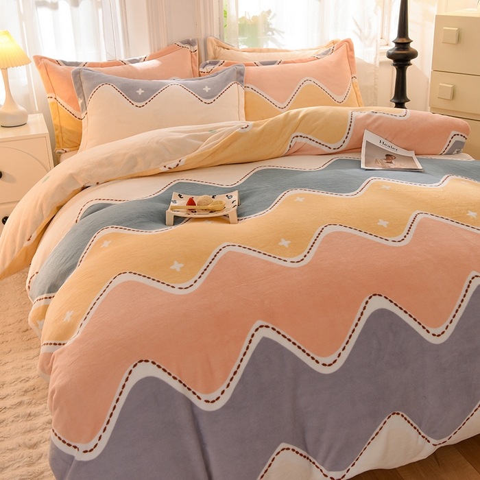 91家纺网 家纺一手货源 找家纺 简如 2025新款冰岛臻绵绒印花系列单被套牛奶绒单被套 梦幻海波-蓝灰