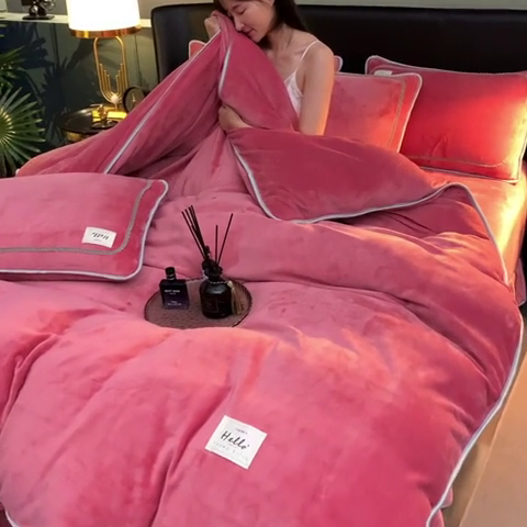 91家纺网 家纺一手货源 找家纺 畅畅家纺 2023新款纯色8.5斤9斤牛奶绒法莱绒宝宝金貂绒四件套 豆沙