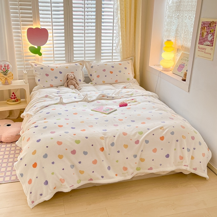 91家纺网 家纺一手货源 找家纺 川悦生活 2023新款双面240克宽边牛奶绒毯子 毛毯软心-粉