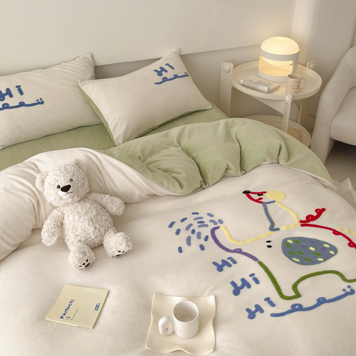 91家纺网 家纺一手货源 找家纺 （总）玛奇朵 2023新款秋冬牛奶绒多巴胺彩色线条毛巾绣四件套