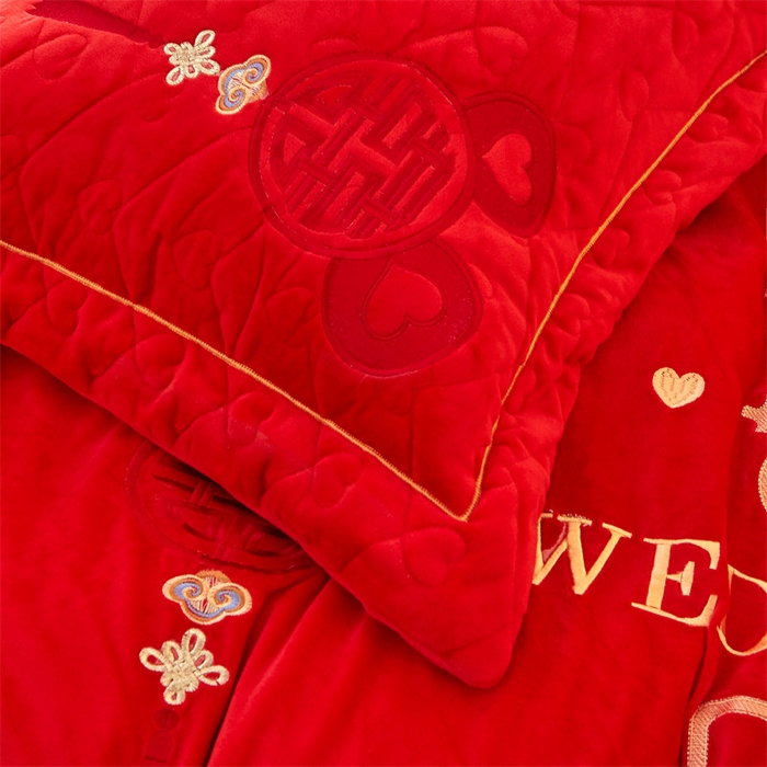 91家纺网 家纺一手货源 找家纺 宜凡家纺 2023秋冬新品婴儿绒婚庆床盖四件套 花嫁喜愿