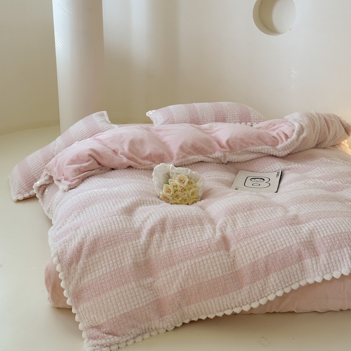 91家纺网 家纺一手货源 找家纺 玛奇朵 2023新款秋冬泰兔绒提花四件套-朵以 朵以-粉