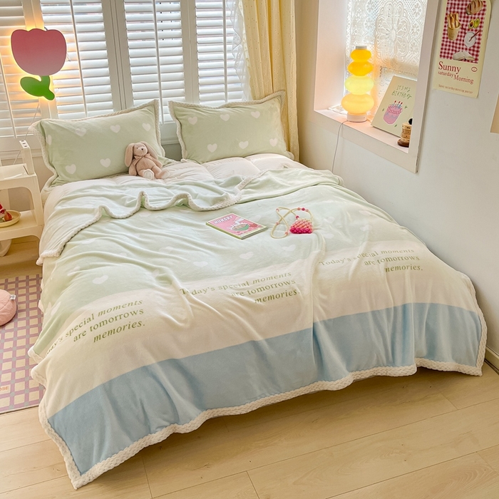 91家纺网 家纺一手货源 找家纺 川悦生活 2023新款双面240克宽边牛奶绒毯子 毛毯美好生活