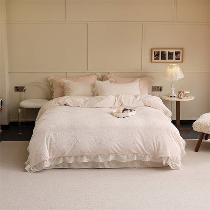 91家纺网 家纺一手货源 找家纺 （总）柚子YOUTH 2023新款雪尼尔花边雕花绒四件套