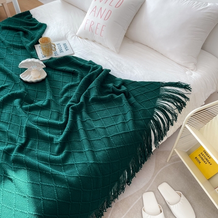 91家纺网 家纺一手货源 找家纺 （总）朴尔家纺 2023新款菱形格条纹流苏手工针织毯