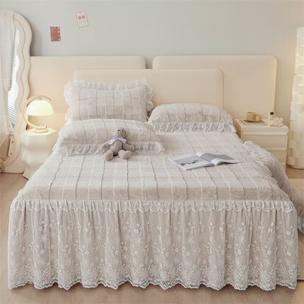 91家纺网 家纺一手货源 找家纺 （总）宜凡家纺 2023新款高克重兔绒牛奶绒床裙四件套