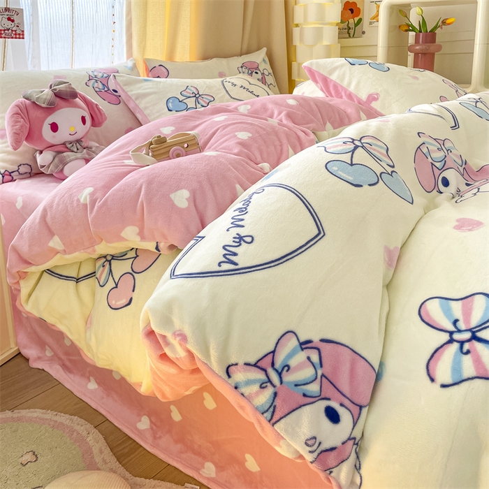 91家纺网 家纺一手货源 找家纺 博雅 2023新款三丽鸥正版授权卡通加厚牛奶绒系列四件套 樱桃美乐蒂