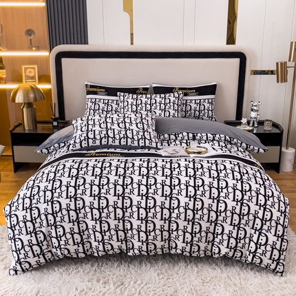 91家纺网 家纺一手货源 找家纺 （总）爱多多家居 2023新款轻奢款牛奶绒印花四件套