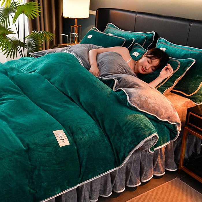 91家纺网 家纺一手货源 找家纺 畅畅家纺 2023新款纯色8.5斤9斤牛奶绒法莱绒宝宝金貂绒四件套 绿+灰